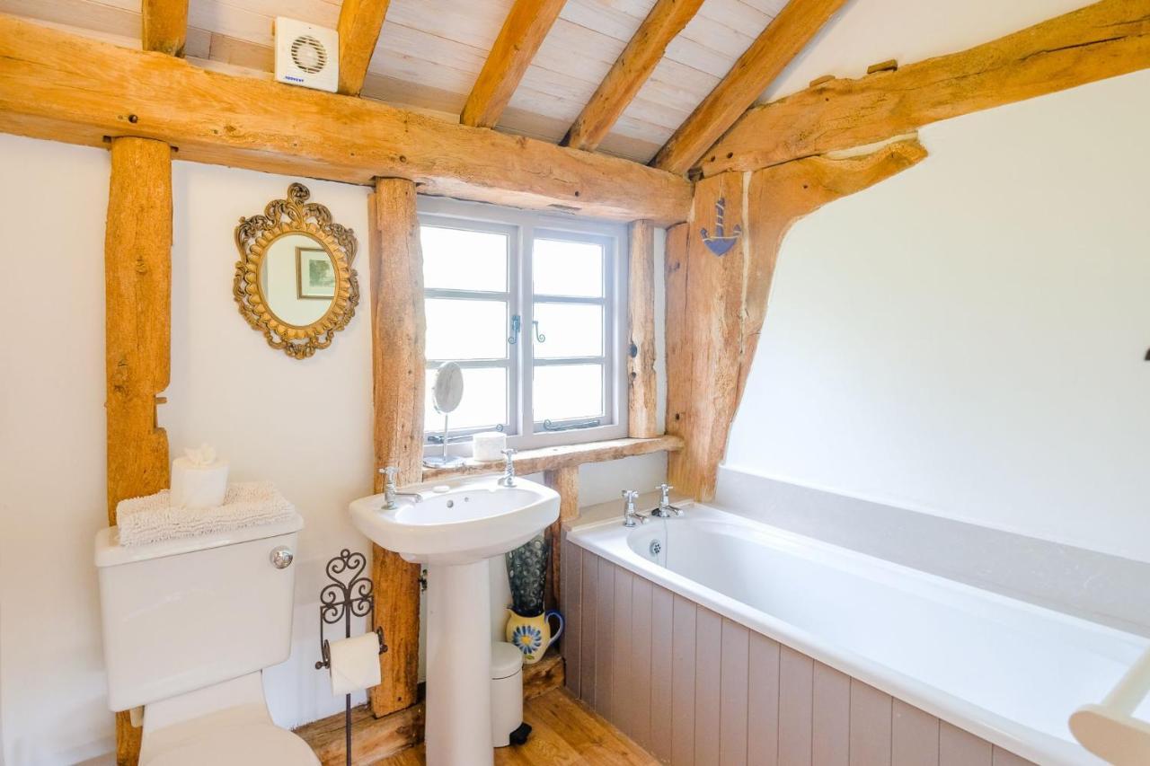 Old Hall Barn - Aldeburgh Coastal Cottages Darsham Eksteriør bilde